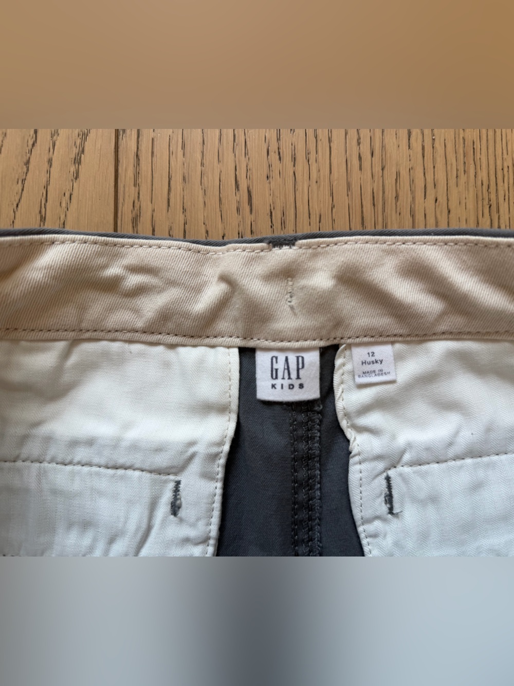 GAP Boys NWT Dressy Flat-Front Khaki Shorts w/ Adjustable Waist & Pockets Sz 12H - Picture 4 of 7